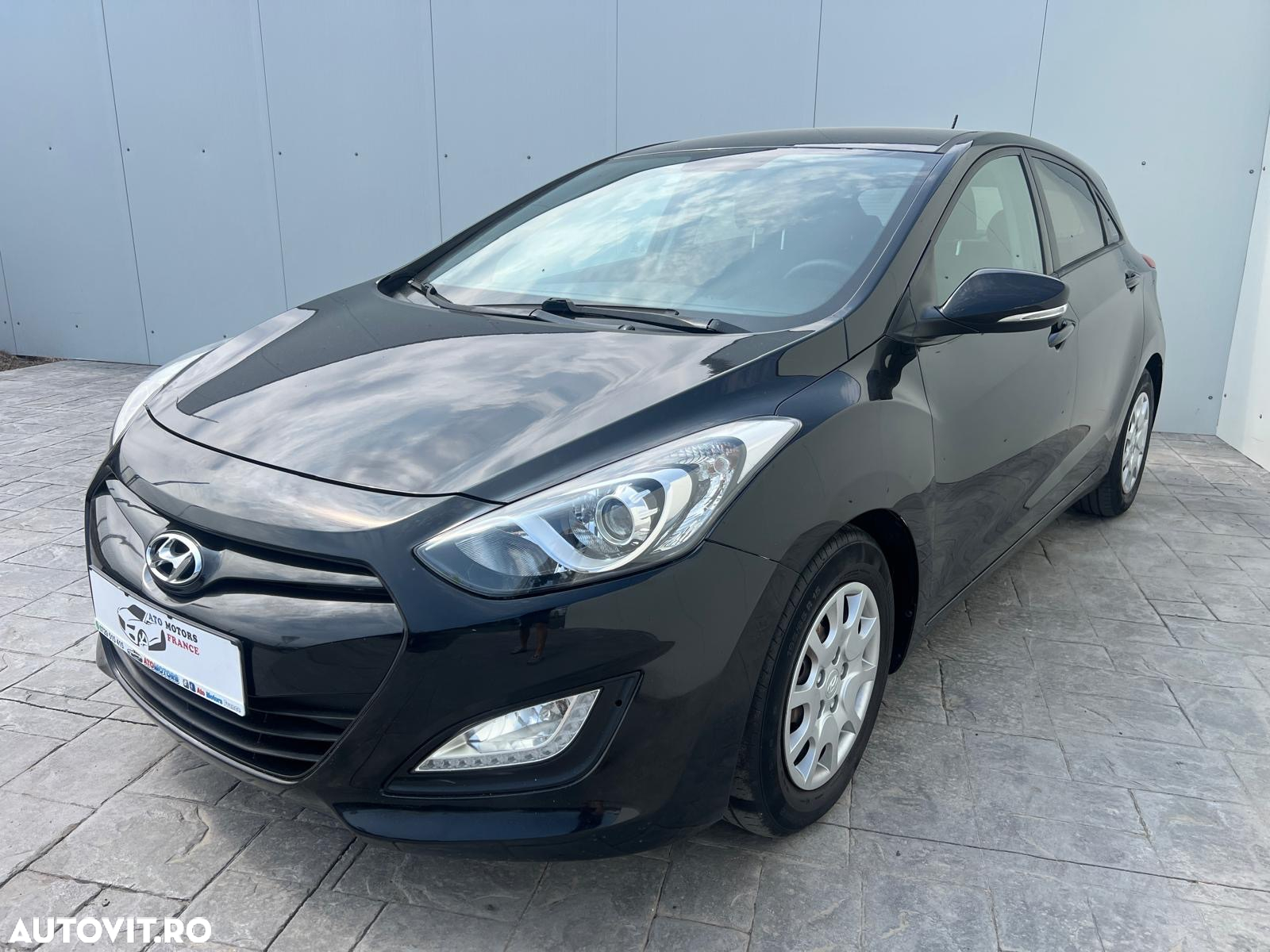 Hyundai i30 1.6 CRDI Automatik Trend - 15