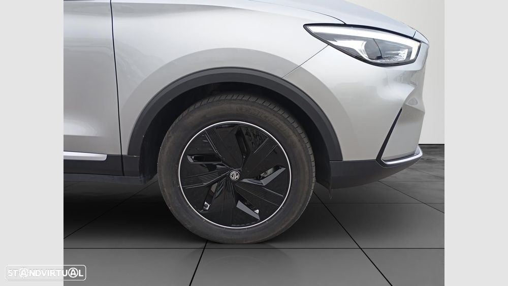 MG ZS EV 72.6 kWh Luxury OBC 11 kW - 10