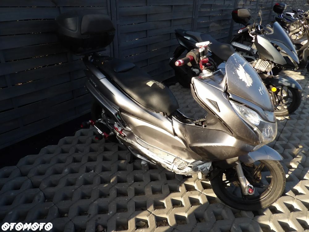 Honda PCX - 13