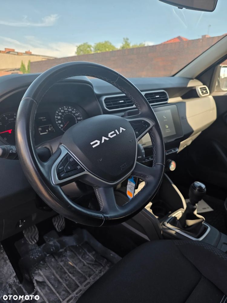 Dacia Duster ver-1-5-blue-dci-essential-4wd-eu6d - 8