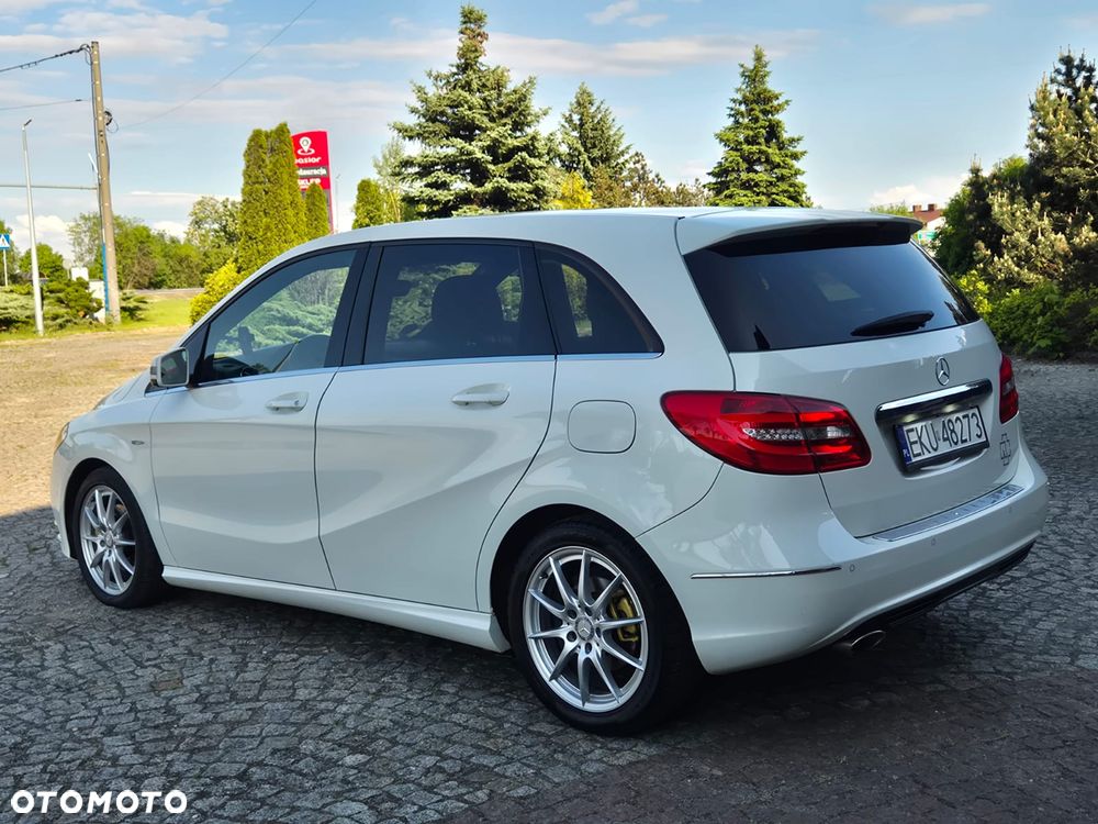 Mercedes-Benz Klasa B 180 CDI (BlueEFFICIENCY) - 8