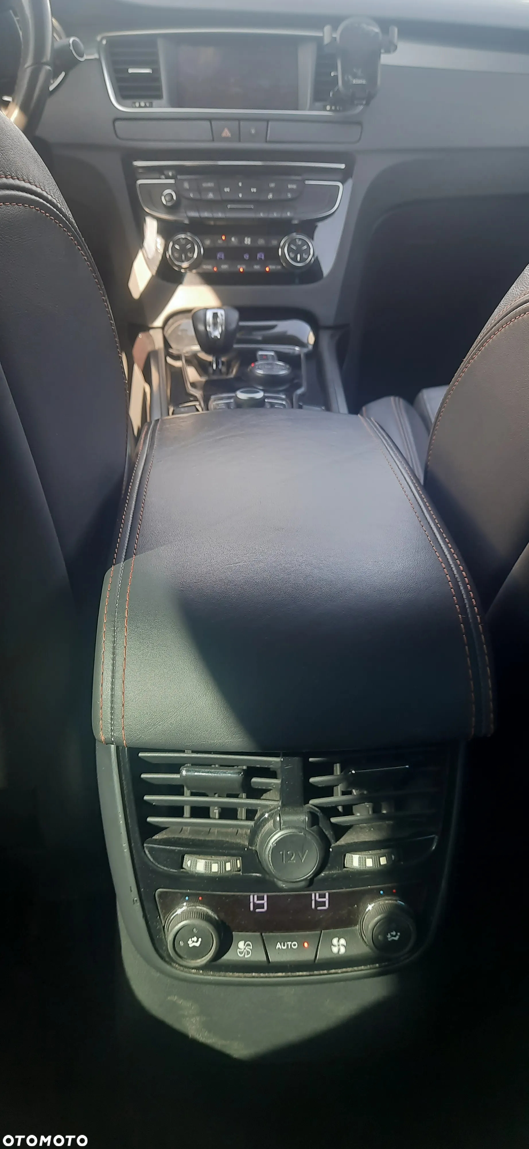Peugeot 508 RXH 2.0 HDi HYbrid4 - 13