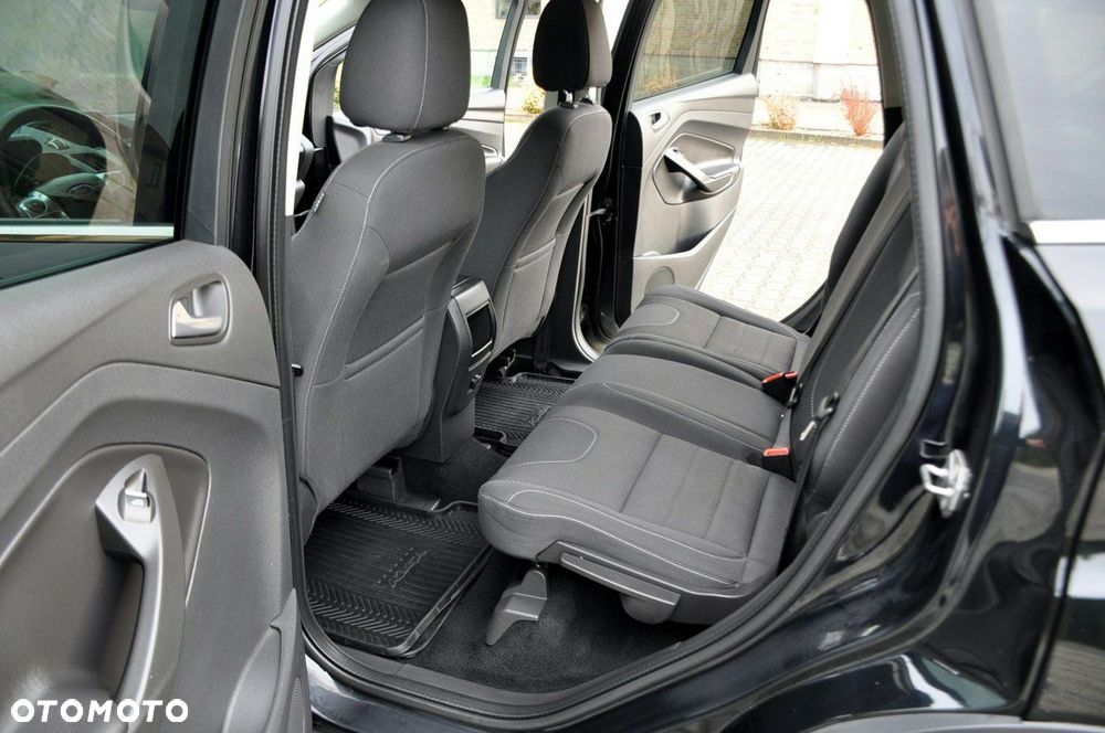 Ford Kuga - 20