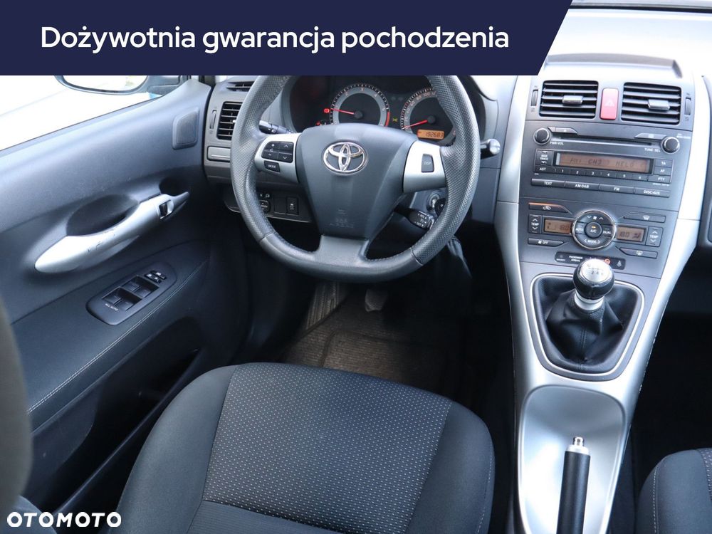 Toyota Auris - 9