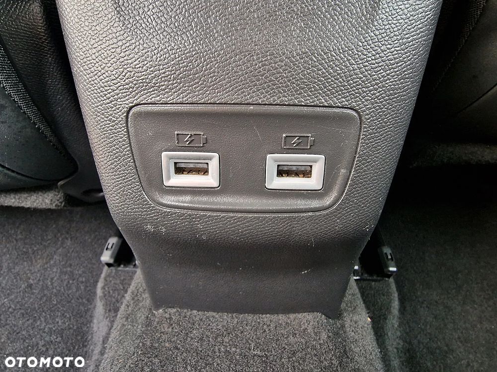 Peugeot 208 BlueHDi 100 Active - 9