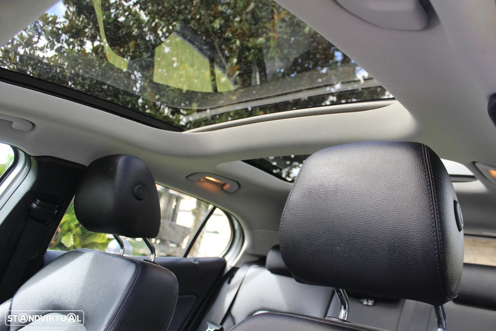 Mercedes-Benz GLA 220 d 7G-DCT Style - 15