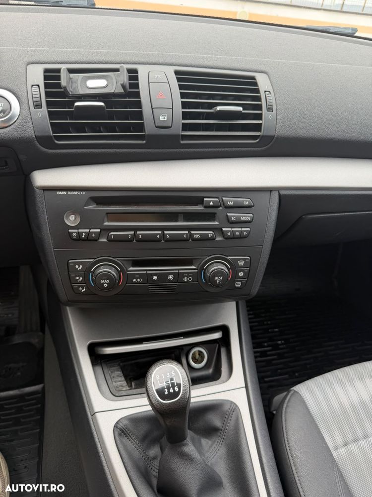 BMW Seria 1 116i - 10