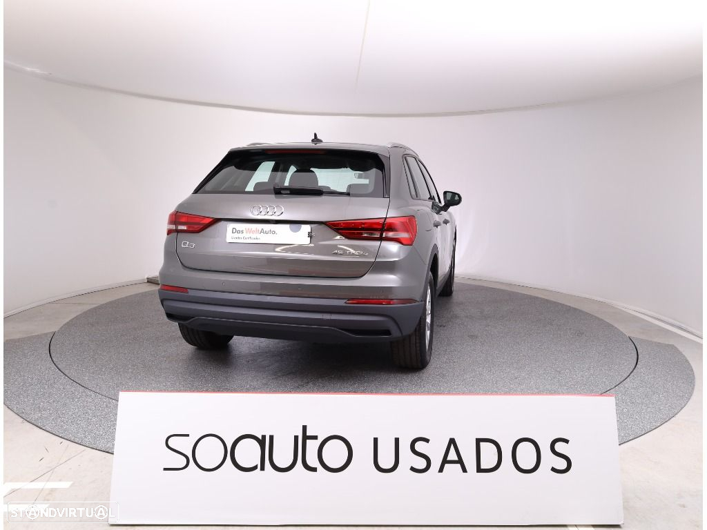 Audi Q3 45 TFSIe S tronic - 11