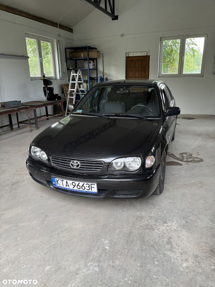 Toyota Corolla 1.4 Terra1 - 1