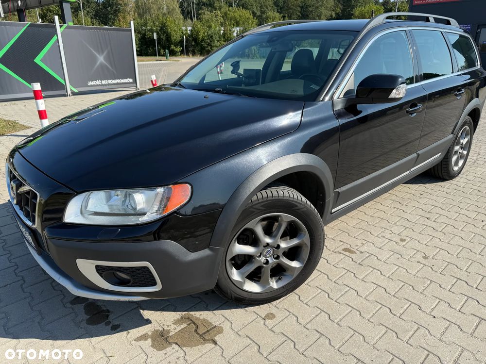 Volvo XC 70 - 1