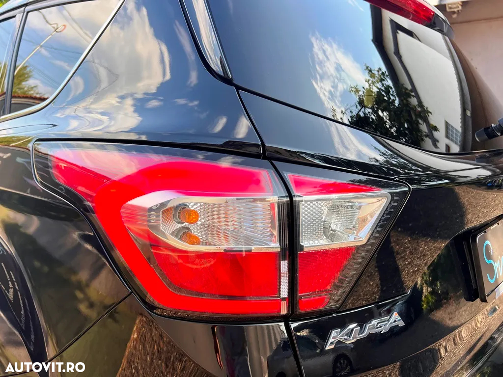 Ford Kuga 2.0 TDCi 4WD Powershift Titanium - 10