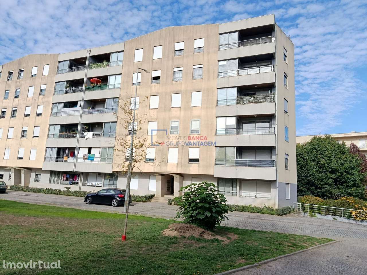 Apartamento T2 com varanda e garagem em S. Pedro da Afurada, V.N.Gaia - Grande imagem: 2/28