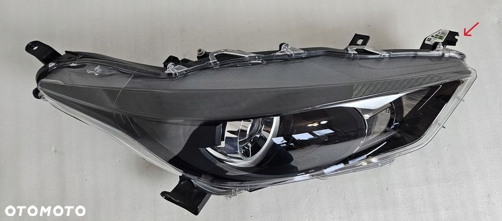 LAMPA PRAWA ZWYKŁA SOCZEWKA TOYOTA YARIS IV 2019- - 3