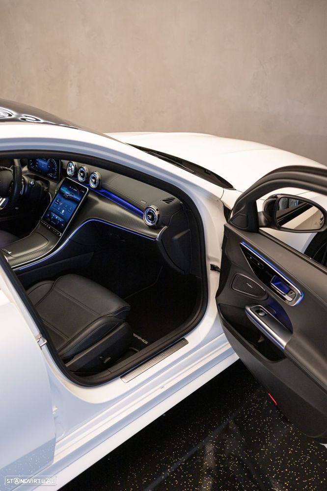 Mercedes-Benz C 300 e AMG Line - 55