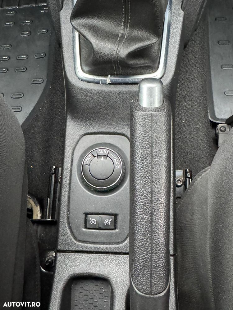 Dacia Duster 1.5 Blue dCi 4WD Essential - 12