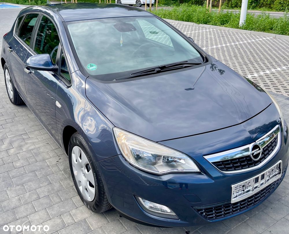 Opel Astra 1.4 T Essentia - 5