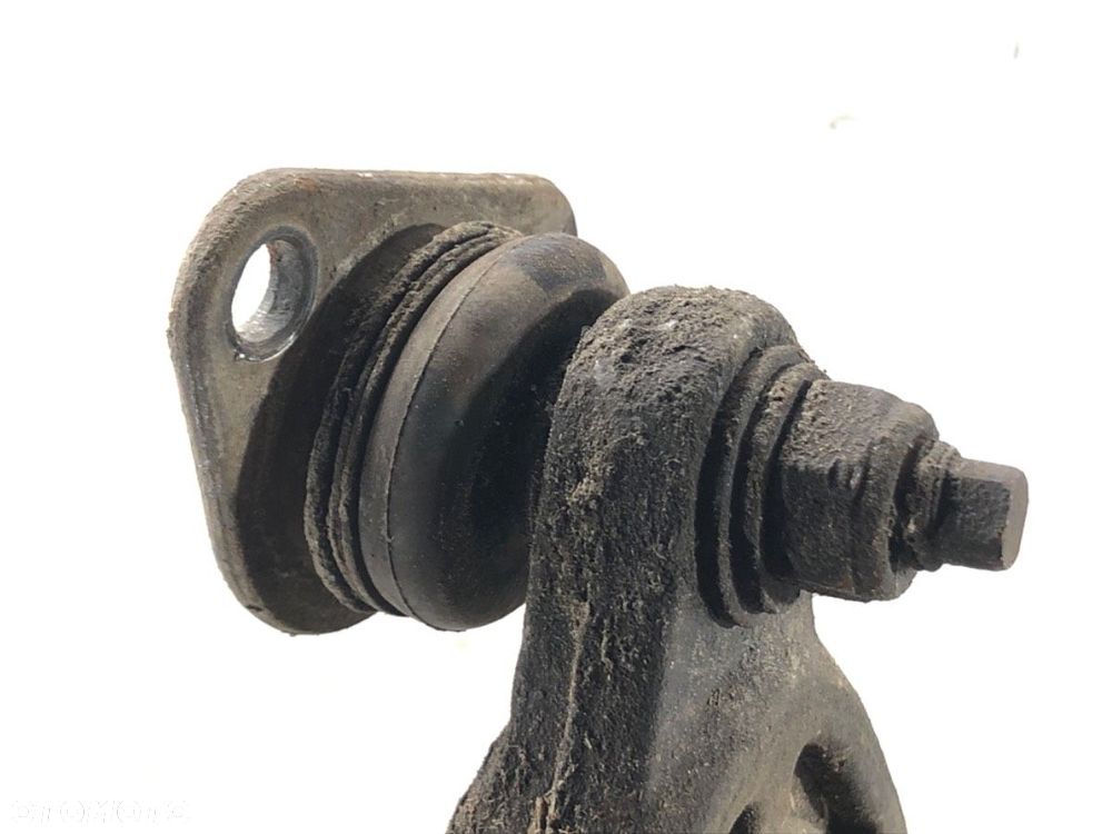 WAHACZ PRAWY PRZÓD - 76.00 PLN - AIXAM CROSSLINE 2012 - 2016 0.4 4 kW [5 KM] olej napędowy 2012 - - 3