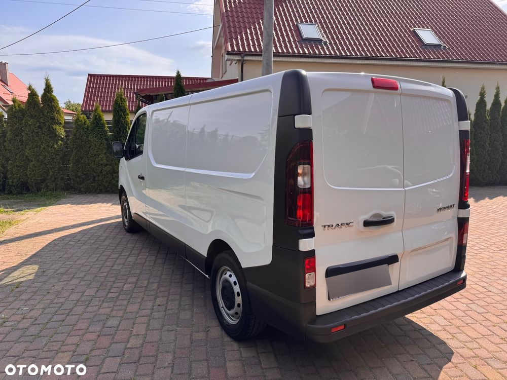 Renault Trafic long - 9