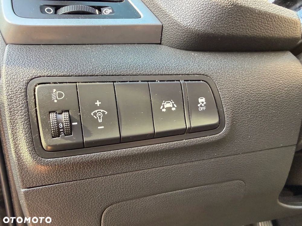 Hyundai Tucson 1.7 CRDI BlueDrive GO 2WD - 17