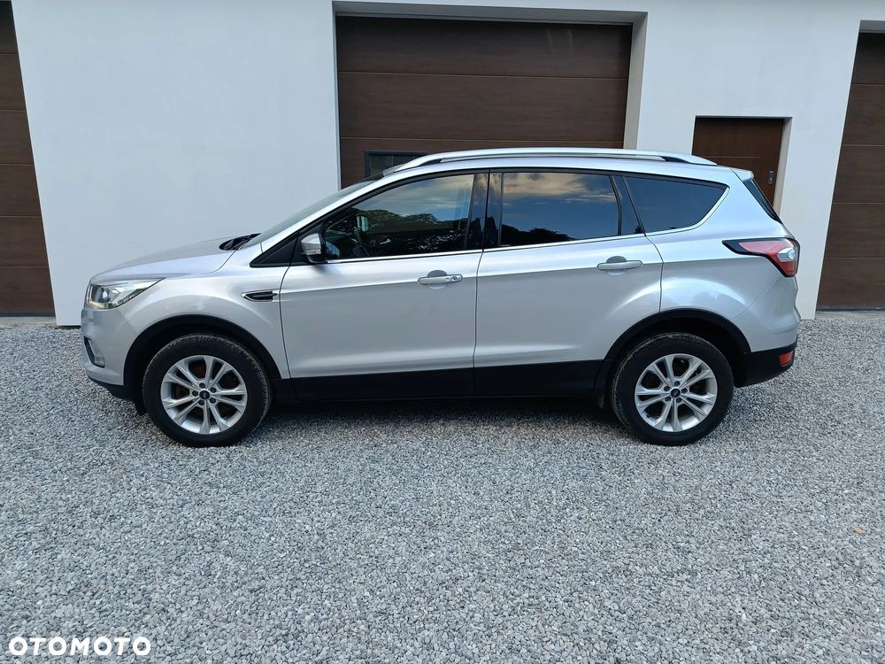 Ford Kuga 2.0 TDCi 4x2 Titanium - 16