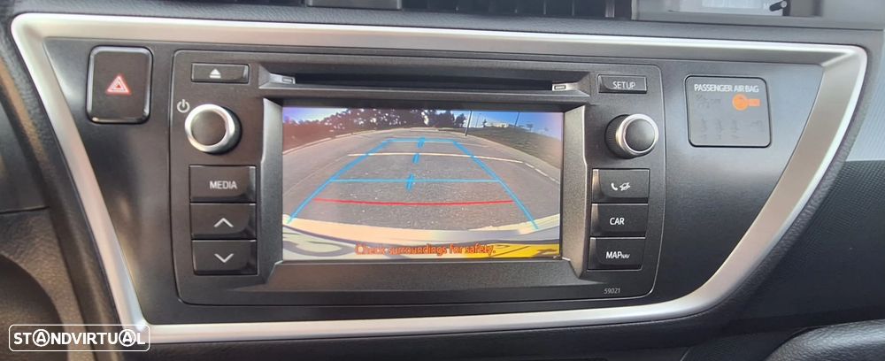 Toyota Auris Touring Sports 1.4 D-4D C.+P.Sport+TSS - 10