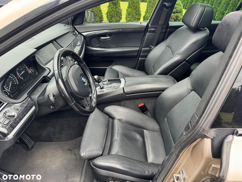 BMW 5GT 530d - 12