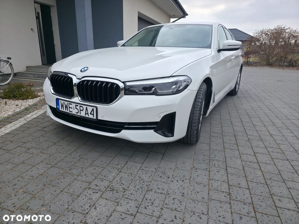 BMW Seria 5 518d - 6