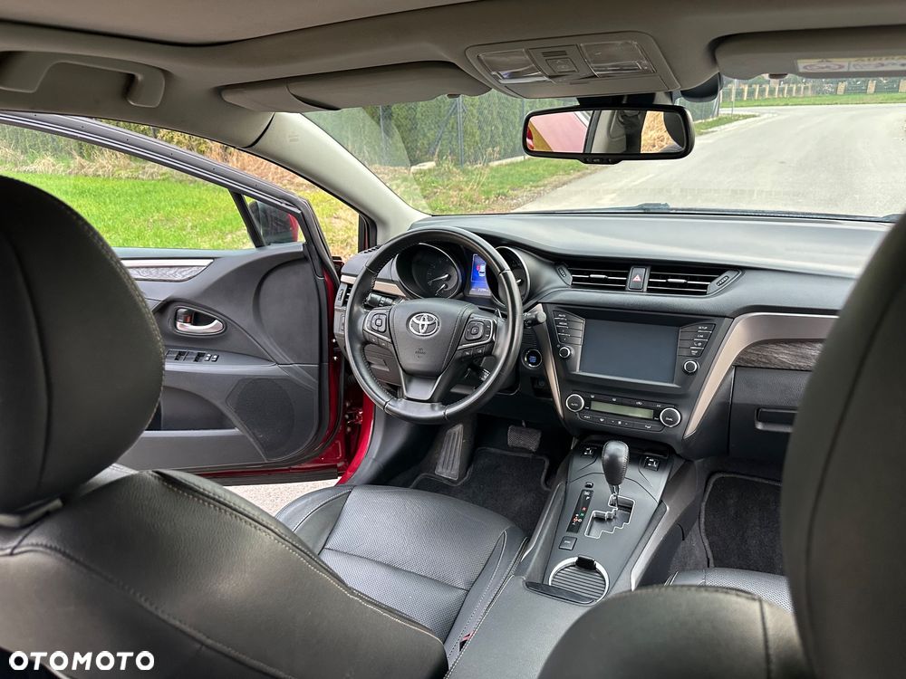 Toyota Avensis 2.0 Selection MS - 27