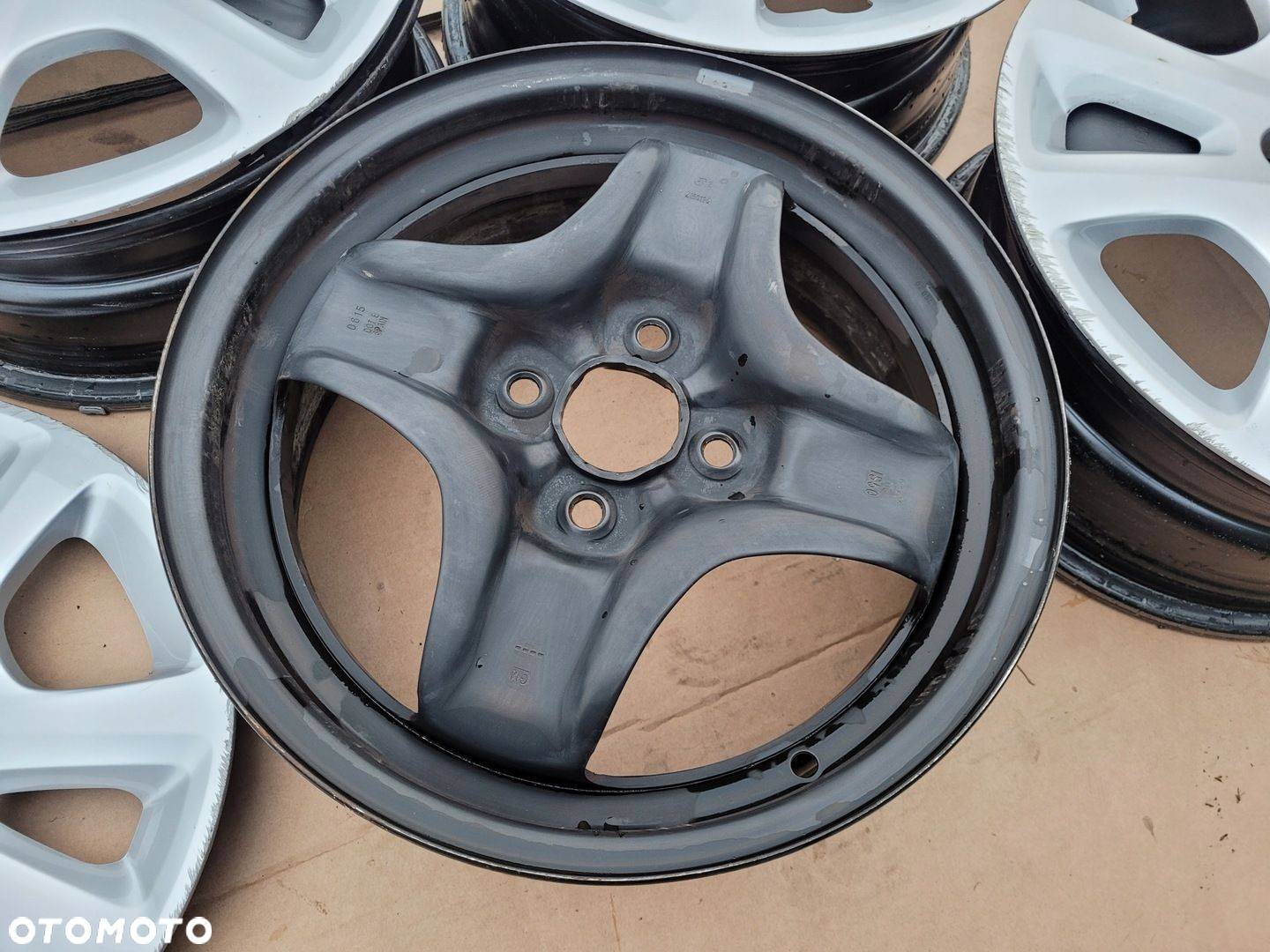 Felgi Stalowe 15 Opel Karl  KOŁPAKI ET50 - 6