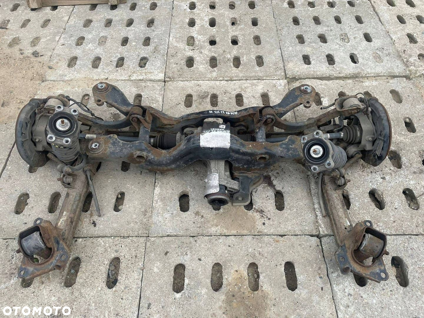 BELKA WÓZEK TYŁ ALFA 159 3.2 JTS V6 4X4 - 2