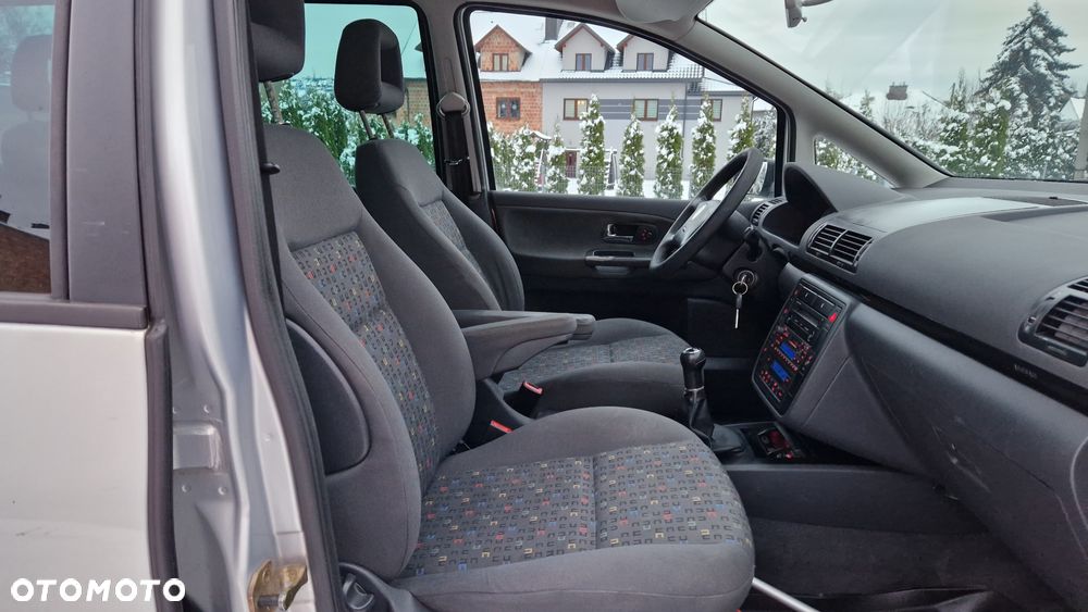 Volkswagen Sharan 1.9 TDI Family - 17