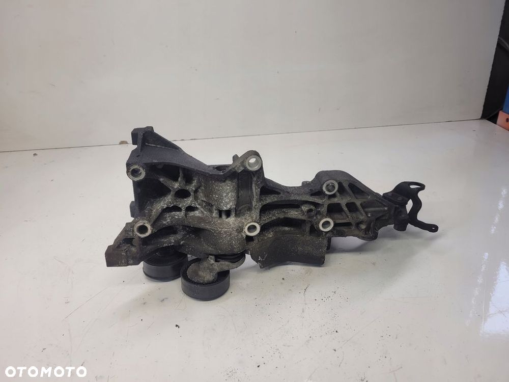 ŁAPA ALTERNATORA AUDI VW SEAT 2.0 TDI 03L903143H - 3