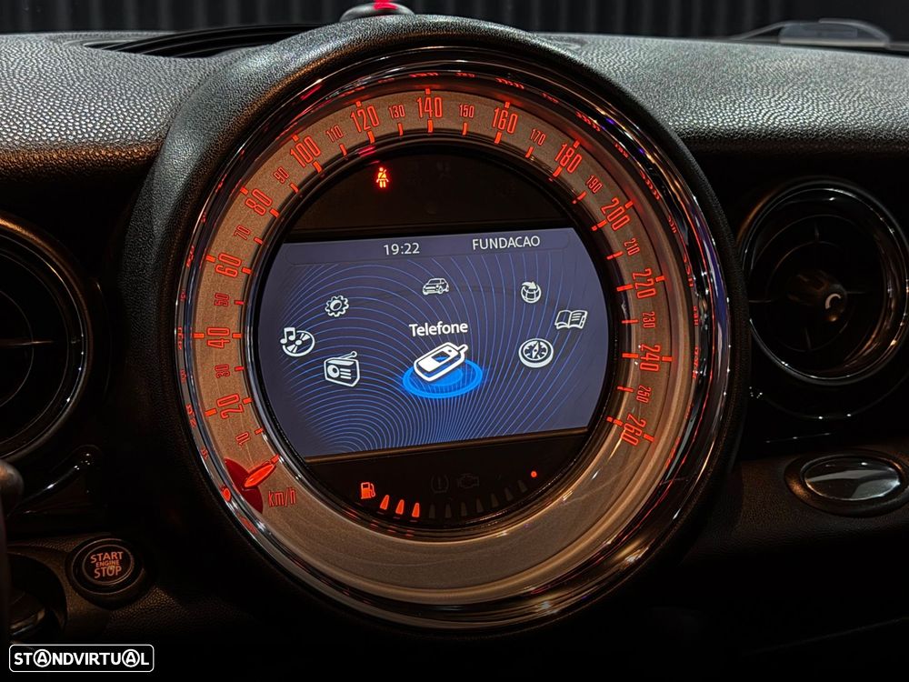 MINI 3 Portas Cooper D - 23