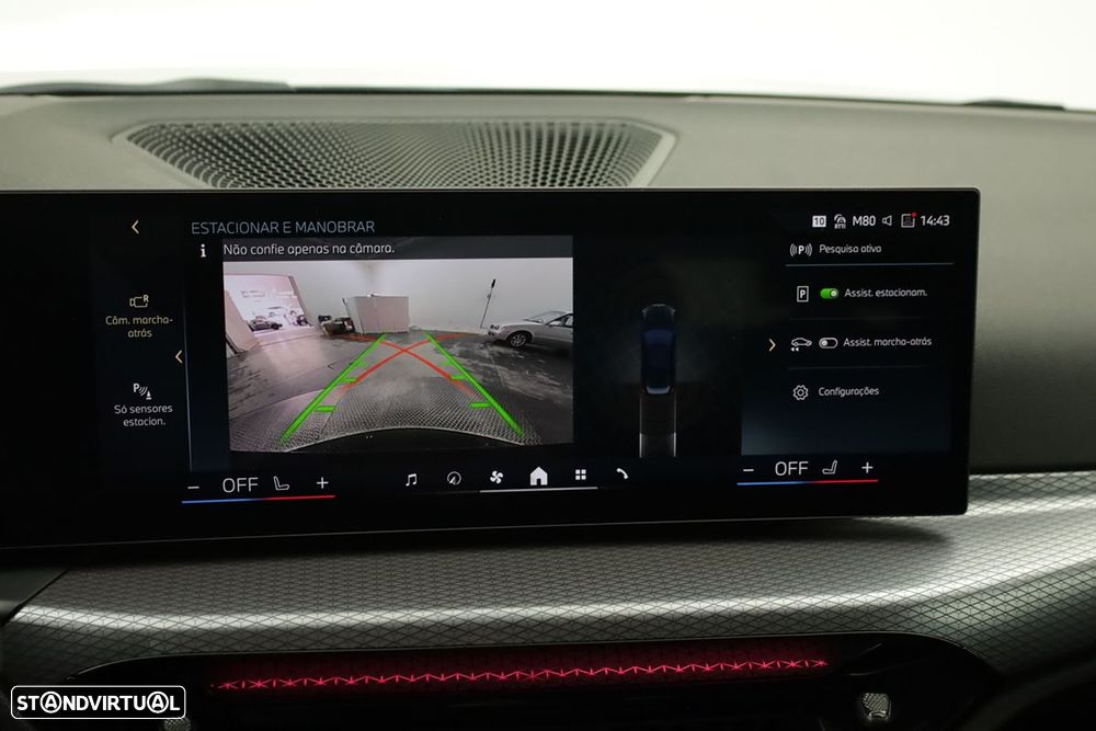 BMW 330 e Edição Desportiva M Auto - 13