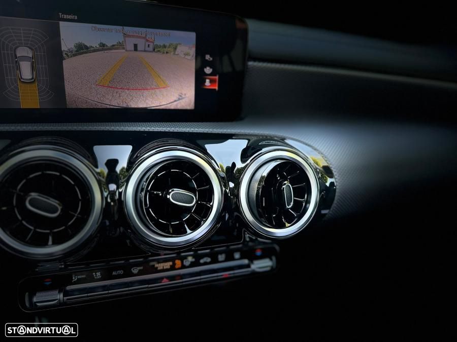 Mercedes-Benz CLA 250 - 16