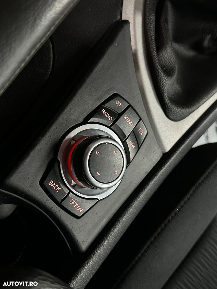 BMW Seria 1 118i - 12