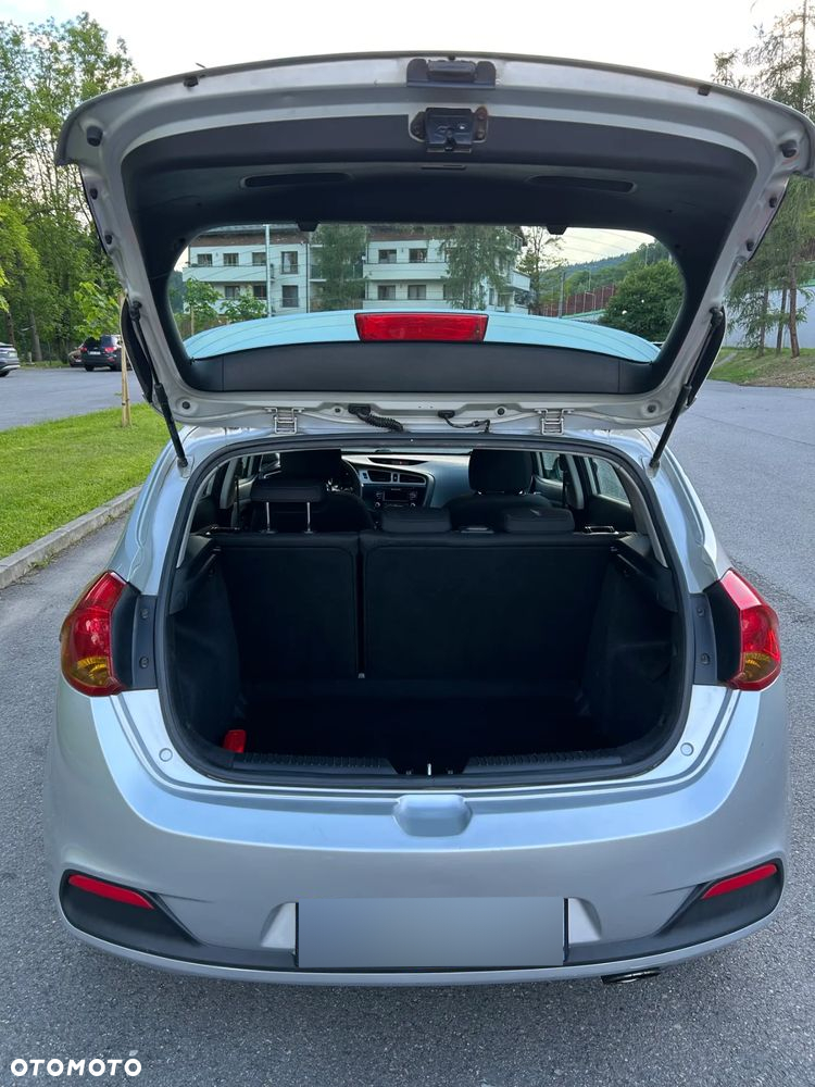 Kia Ceed Cee'd 1.4 M - 5