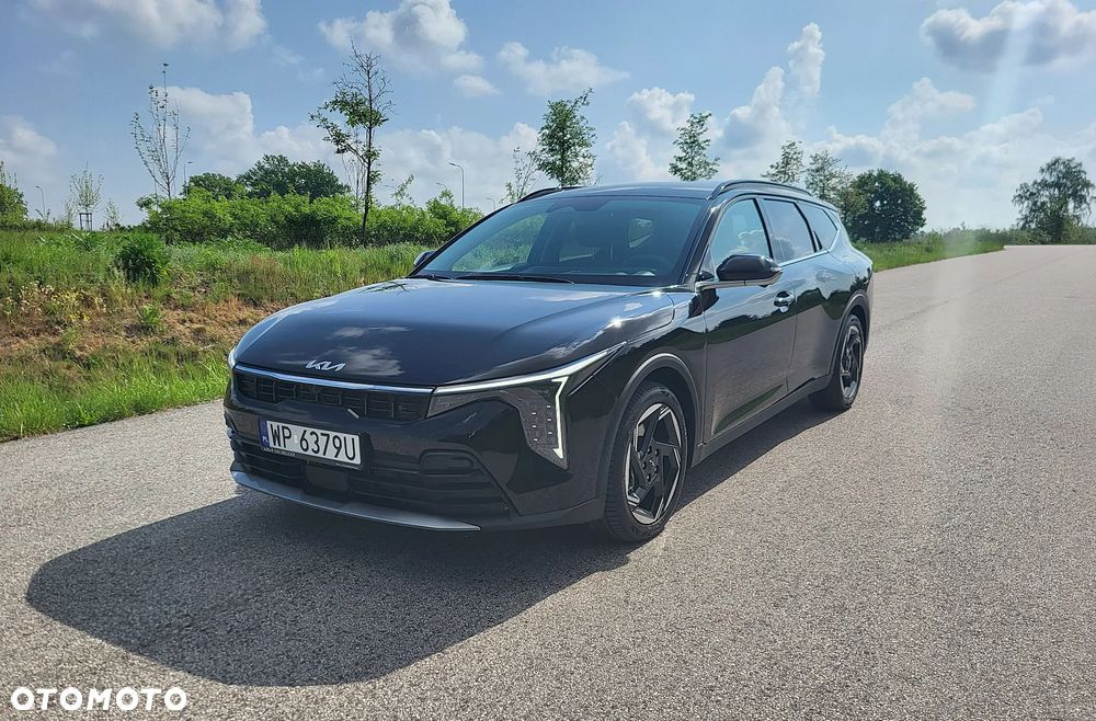 Kia K4 - 1