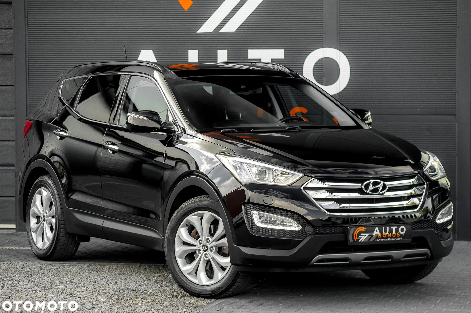 Hyundai Santa Fe - 2