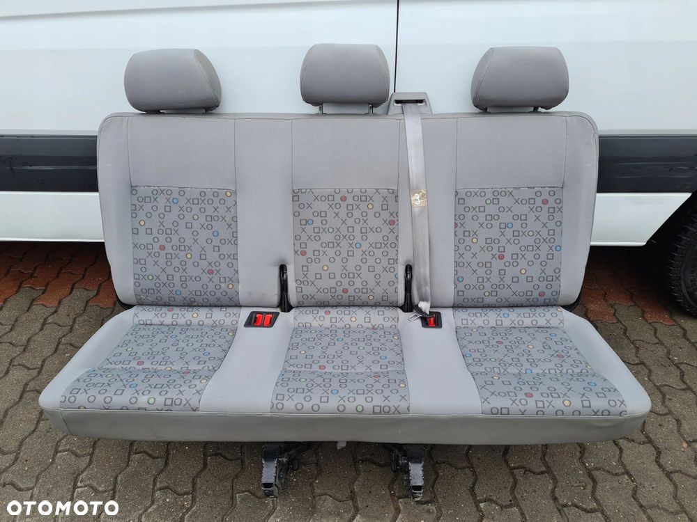 VW T5 T5 LIFT fotel trójka ławka tył 3rząd OX - 1