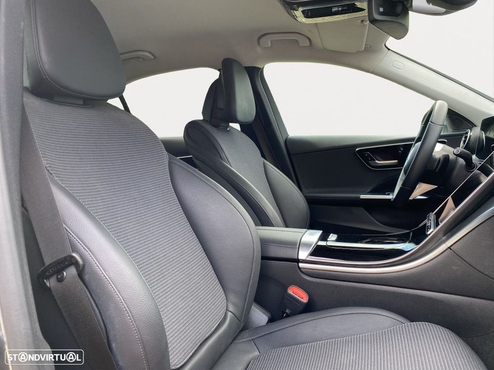 Mercedes-Benz C 300 de Avantgarde - 13