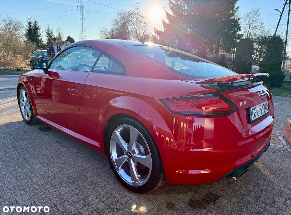 Audi TT Coupé - 14