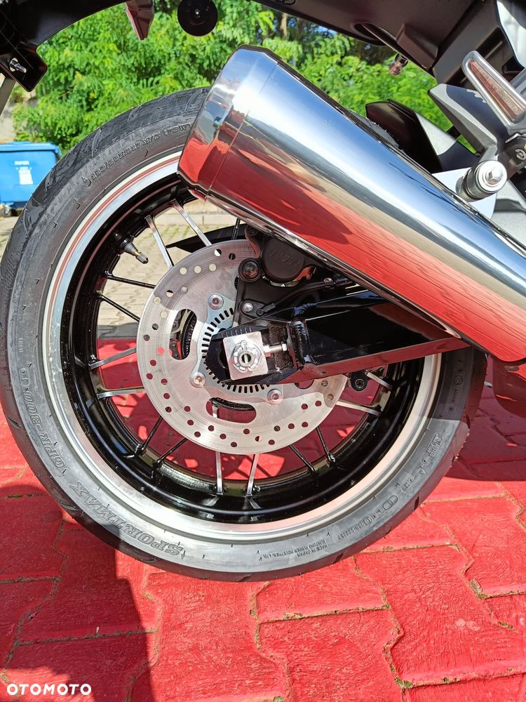 Kawasaki Z 900 RS - 20
