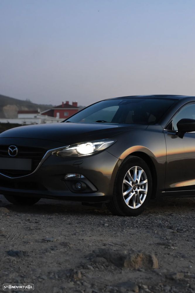 Mazda 3 Hatchback 1.5 Sky-G Evolve Navi - 30