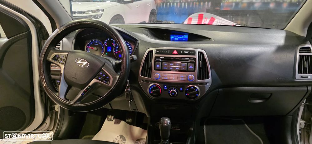 Hyundai i20 1.1 CRDi Style - 14