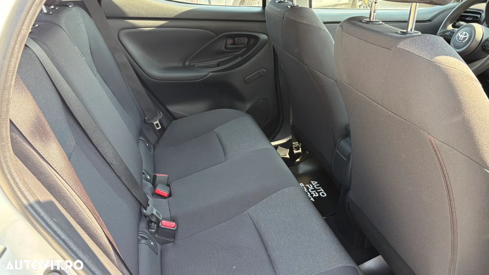Toyota Yaris 1.5 116 CP HEV Active - 26