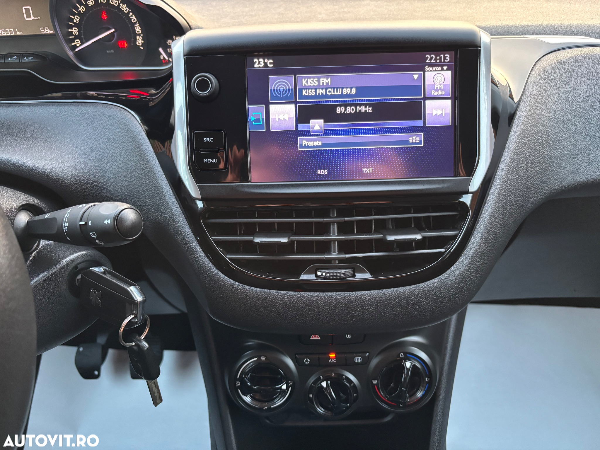 Peugeot 208 1.2 L PureTech Allure - 17