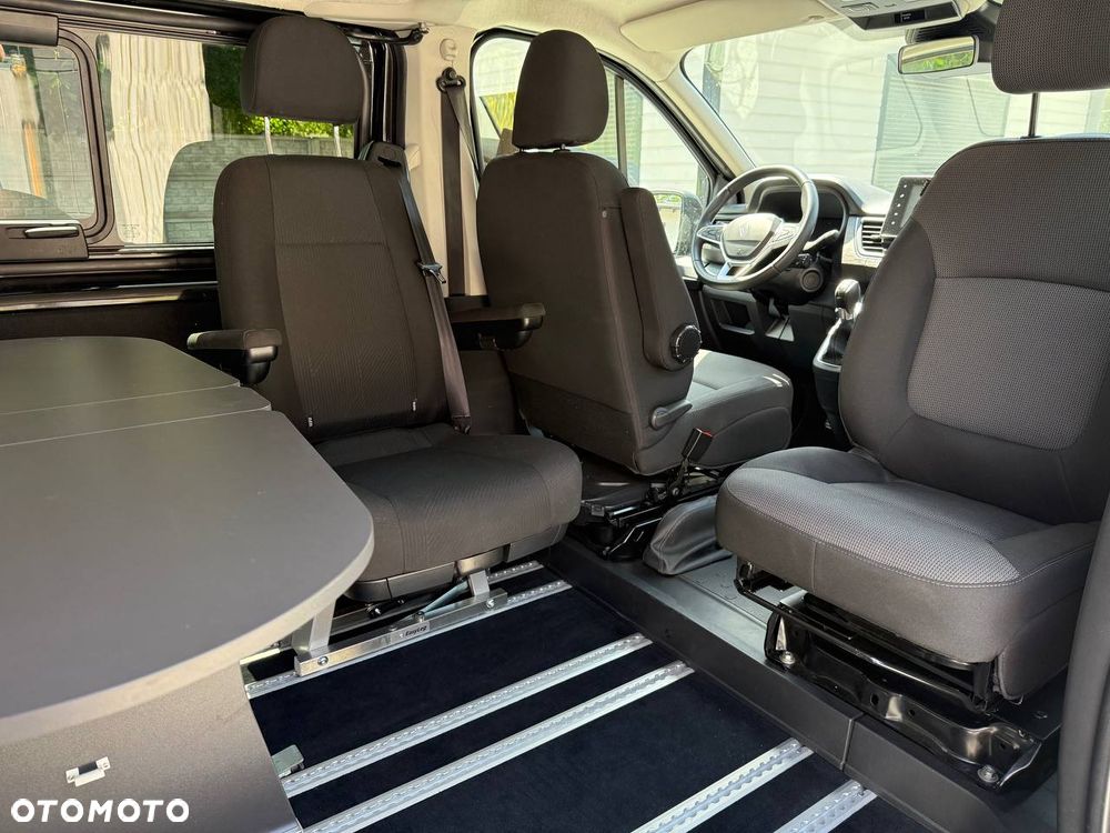 Renault Trafic - 1