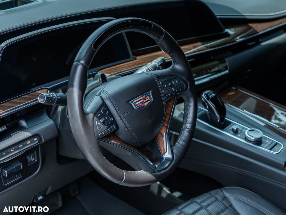 Cadillac Escalade - 24