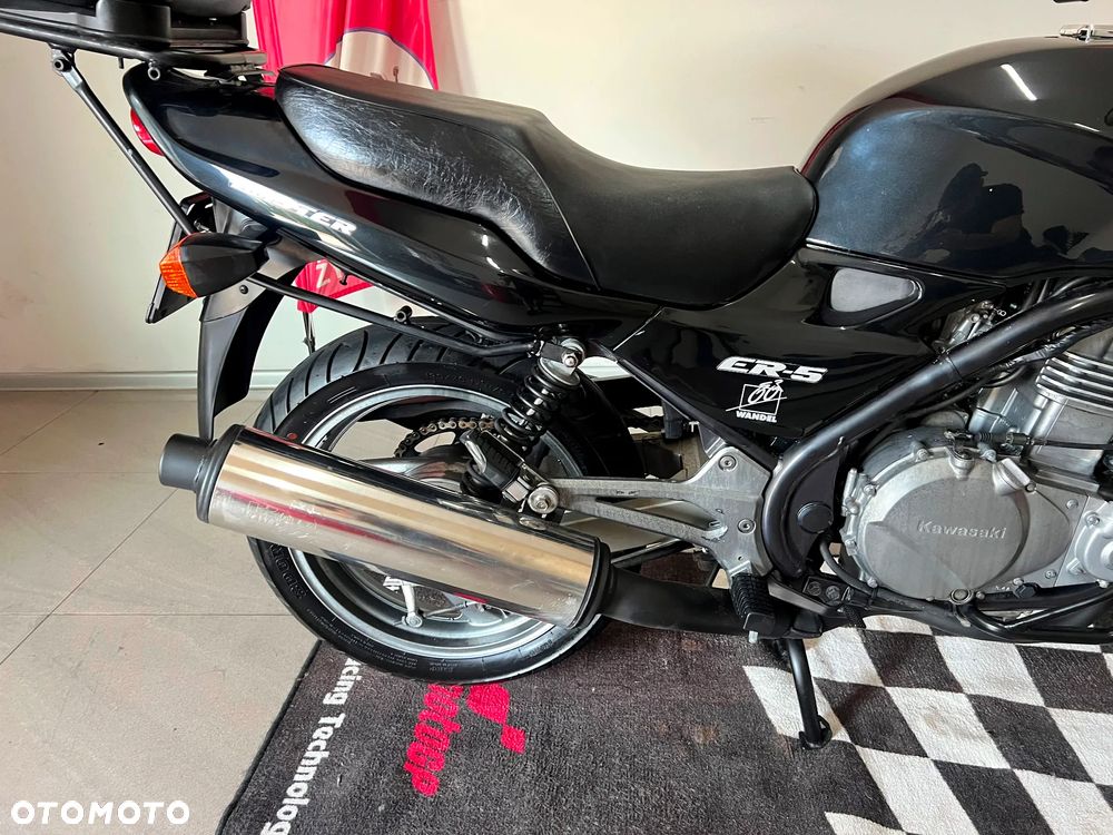 Kawasaki ER - 9